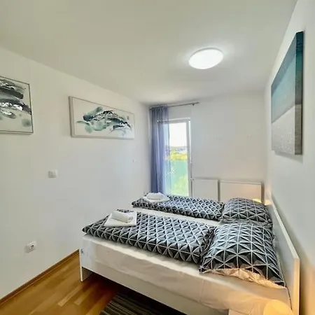 Apartman Tian Daire *